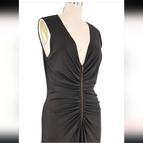 Celine Sable/Gray Ruched Deep V/ Zip Front Dress, Sz 40 - Picture 6 of 16